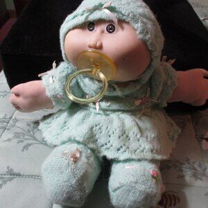 Vintage Cabbage Patch Kid Preemie 1985 w/Pacifier Knit Outfit Brown Eyes